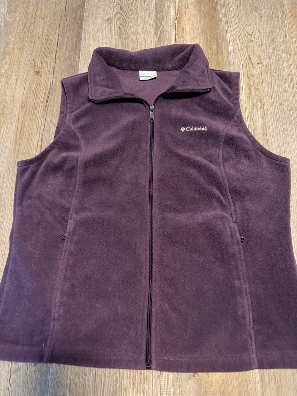 Columbia Women's Dark Plum Fleece Vest